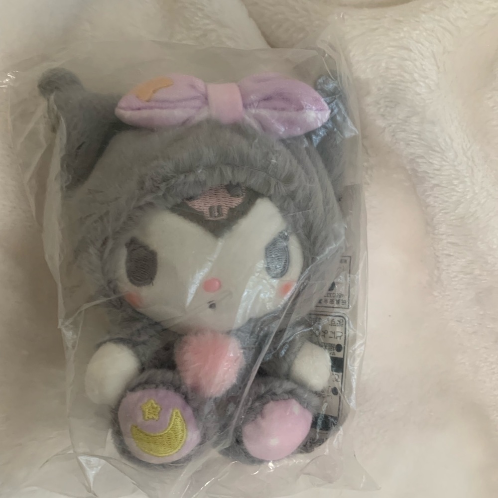 Rare Kuromi, Melody, and Cinnamon Plush Keychain Bundle 💜💕